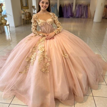 Pembe Parlak Prenses Quinceanera Elbiseler Uzun Kollu Balo Altın Dantel Aplikler 3D Çiçek Tatlı 16 Elbise Vestidos De 15 Años